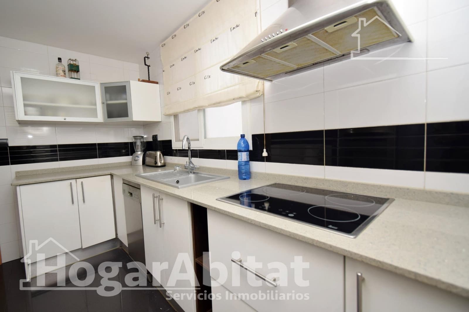 4 soveværelse Lejlighed til salg i Paterna - € 235.000 (Ref: 9427276)