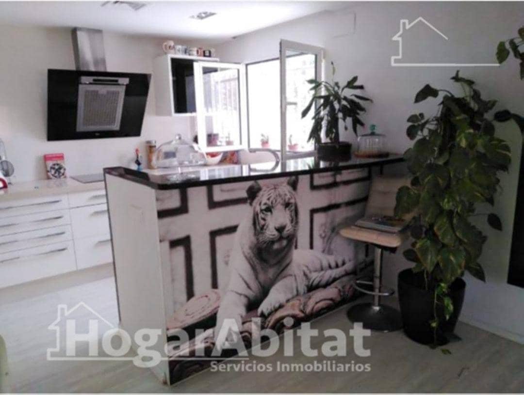 3 soverom Villa til salgs i Torrent med svømmebasseng garasje - € 900 000 (Ref: 9427277)