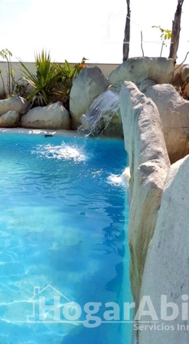 3 soverom Villa til salgs i Torrent med svømmebasseng garasje - € 900 000 (Ref: 9427277)