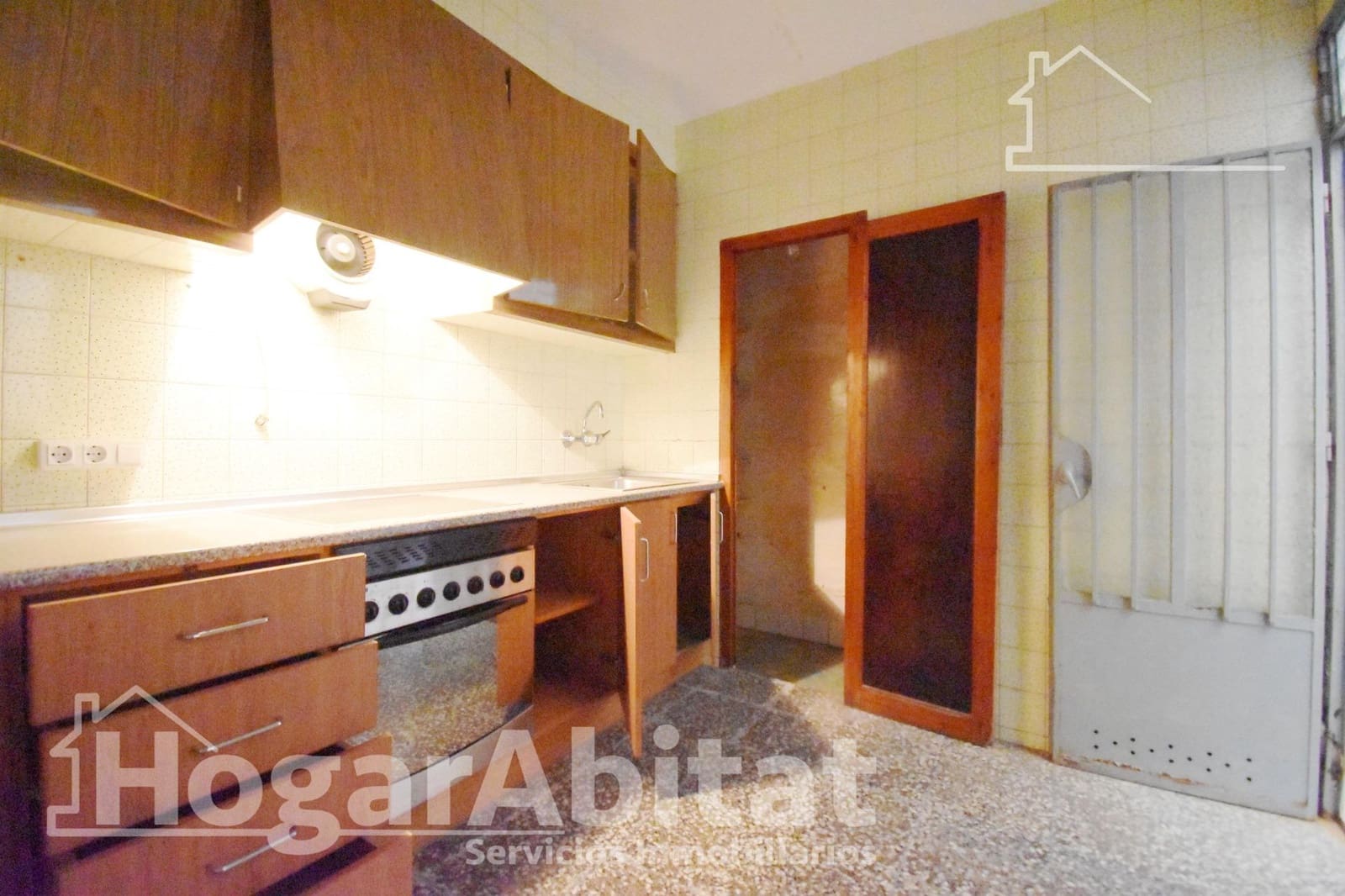 12 soverom Hus til salgs i Almoines - € 160 000 (Ref: 9427281)