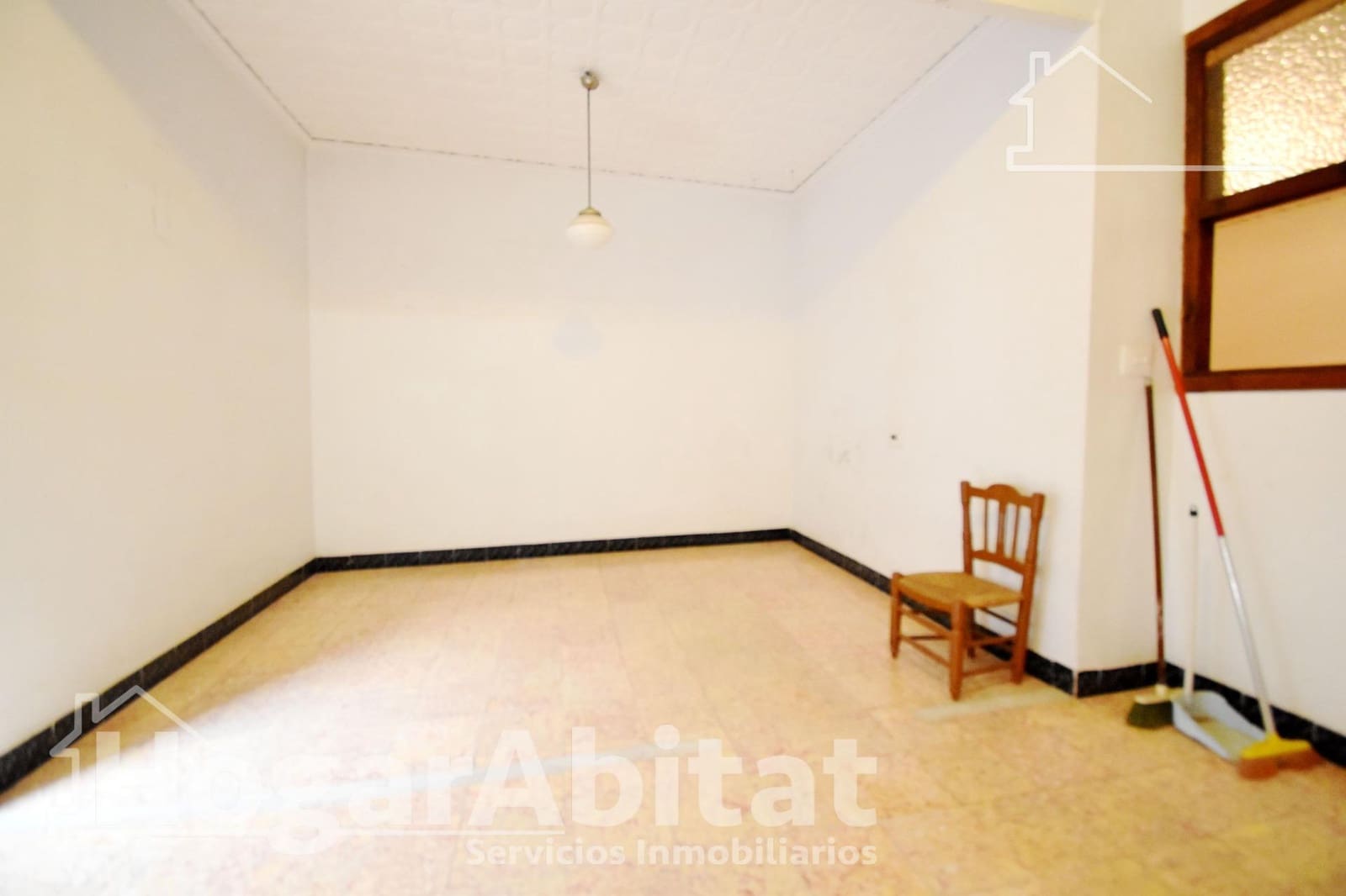 12 soverom Hus til salgs i Almoines - € 160 000 (Ref: 9427281)