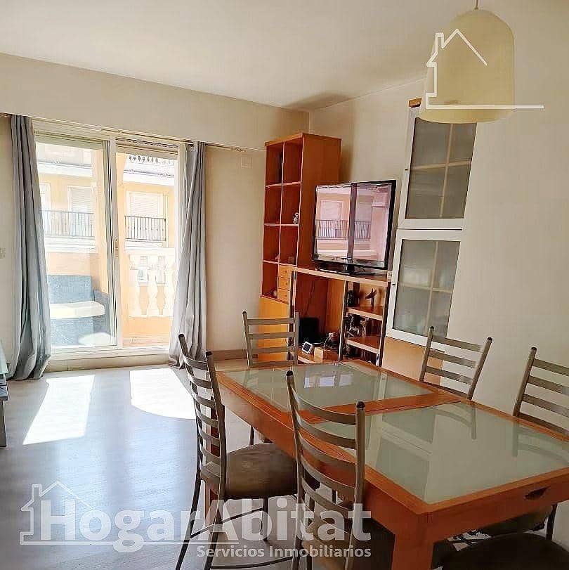 Piso de 3 habitaciones en Dénia en venta - 275.000 € (Ref: 9431100)