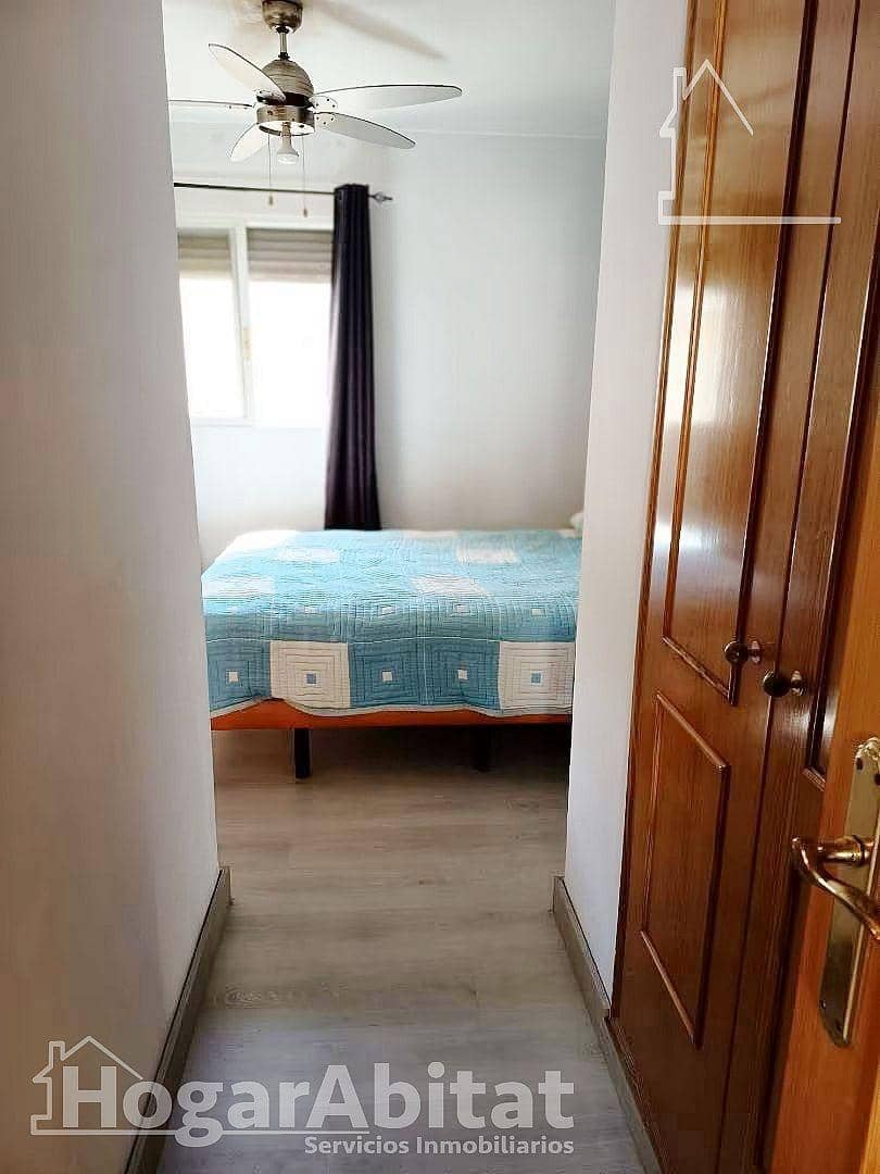 Piso de 3 habitaciones en Dénia en venta - 275.000 € (Ref: 9431100)