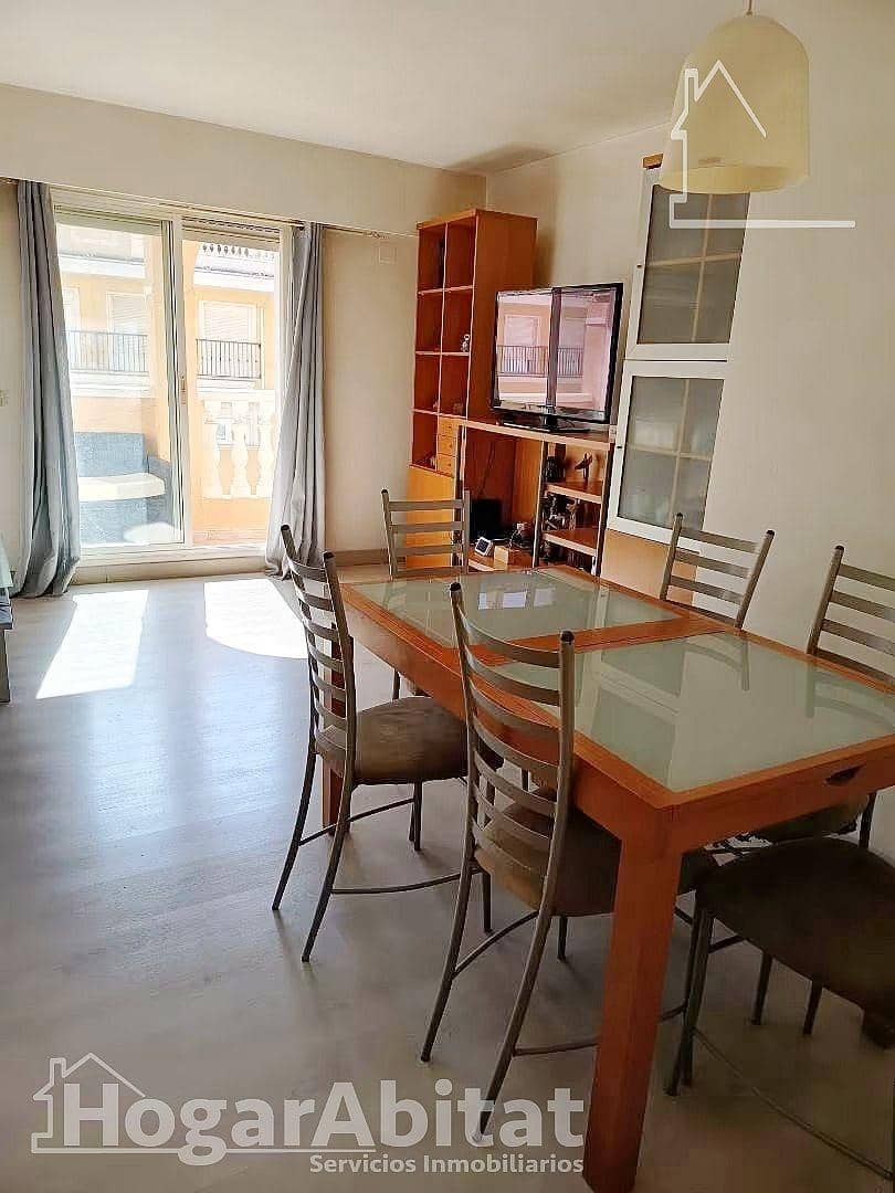 Piso de 3 habitaciones en Dénia en venta - 275.000 € (Ref: 9431100)