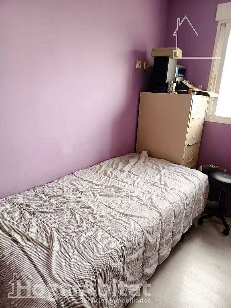 Piso de 3 habitaciones en Dénia en venta - 275.000 € (Ref: 9431100)