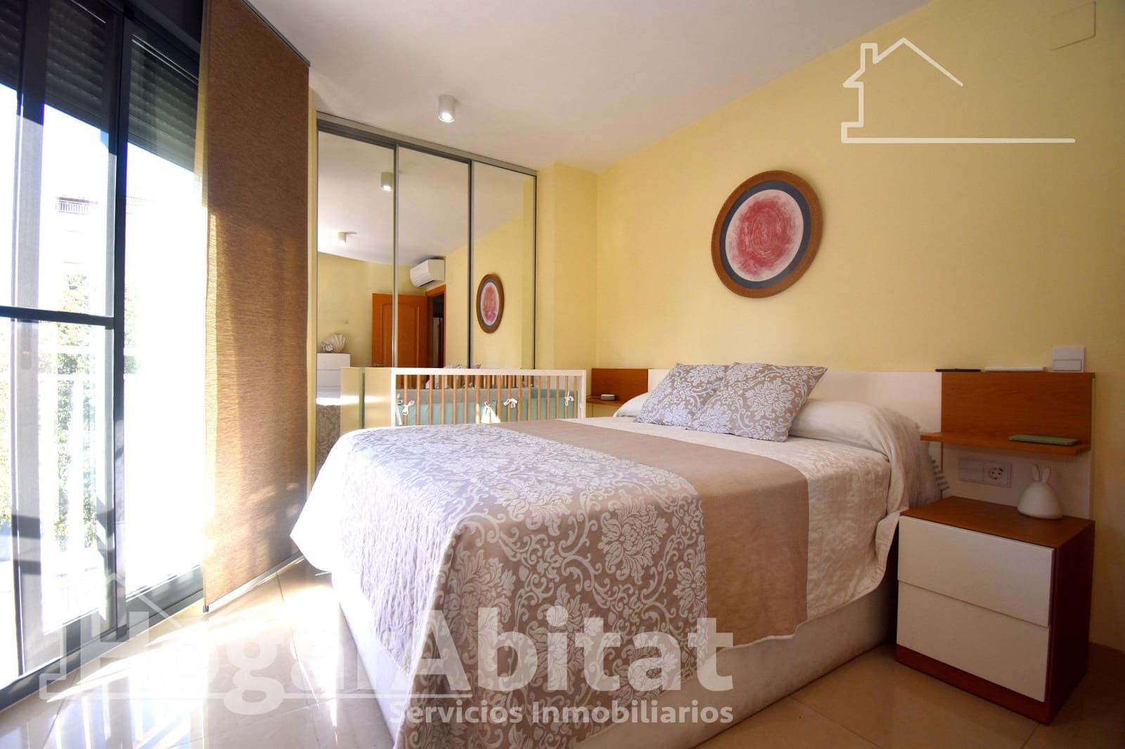 3 makuuhuone Rivitalo myytävänä paikassa Castello de la Plana mukana 
autotalli - 297 000 € (Ref: 9431105)