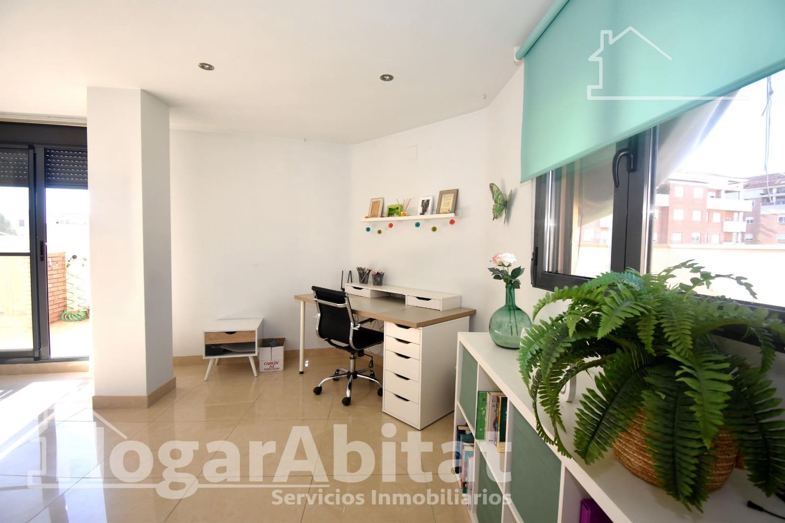 3 makuuhuone Rivitalo myytävänä paikassa Castello de la Plana mukana 
autotalli - 297 000 € (Ref: 9431105)