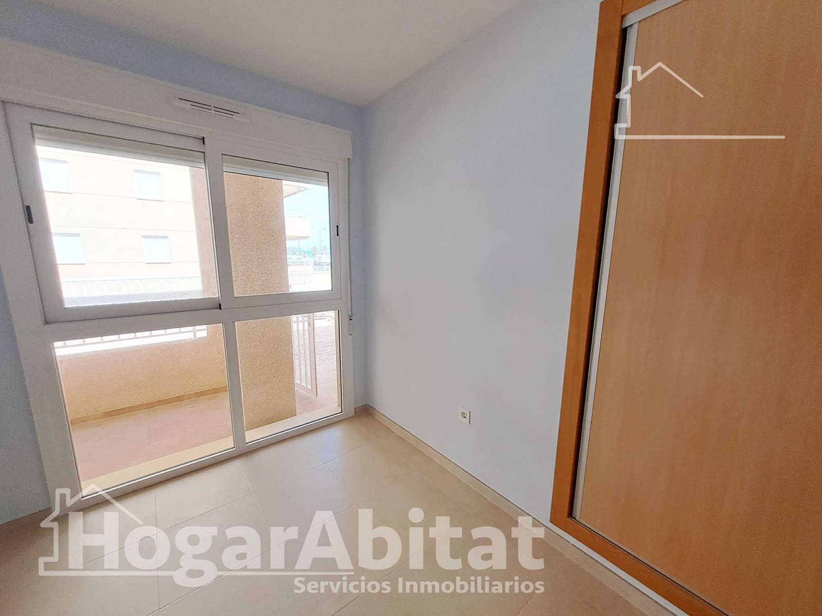 2 bedroom Flat for sale in Oropesa  with pool garage - € 168,000 (Ref: 9431108)
