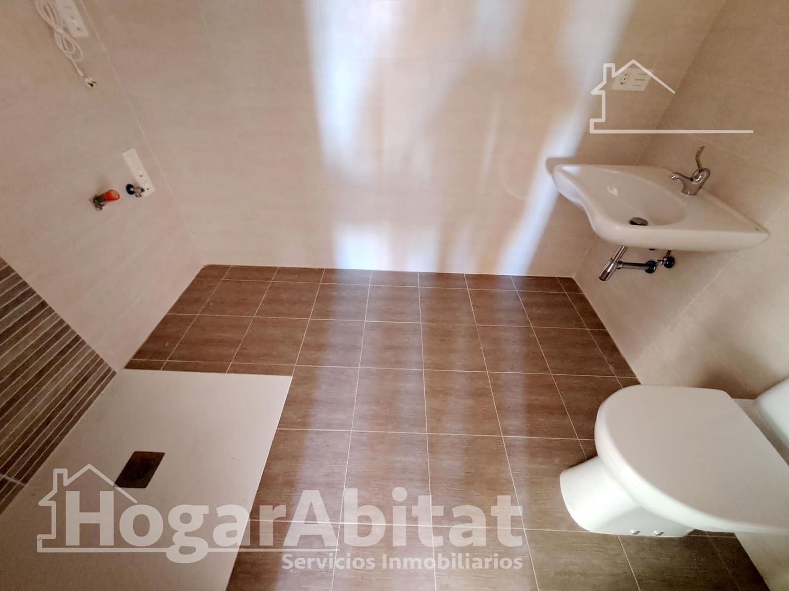 2 bedroom Flat for sale in Oropesa  with pool garage - € 168,000 (Ref: 9431108)