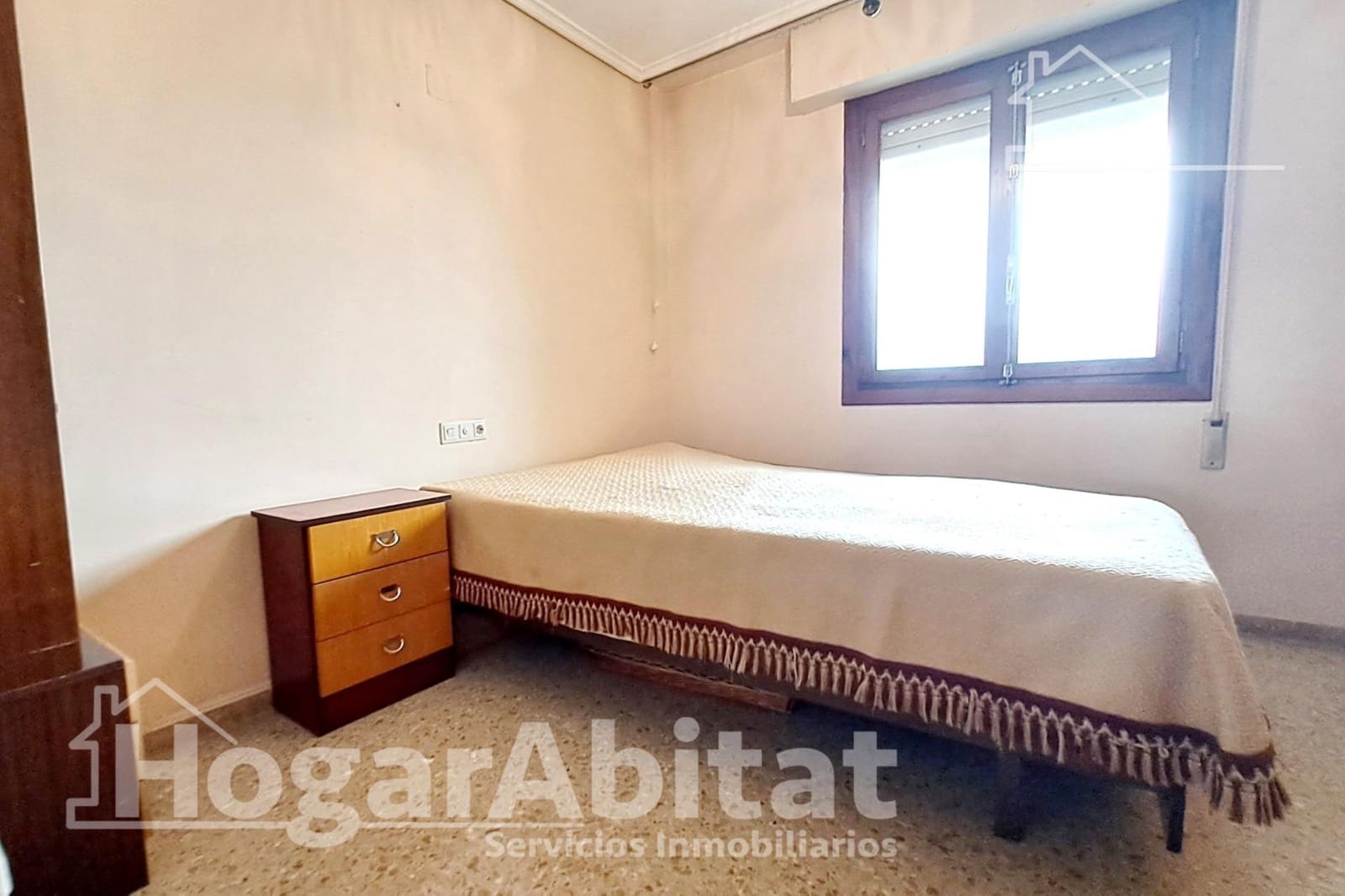 4 bedroom Flat for sale in Castello de la Plana - € 199,500 (Ref: 9431109)