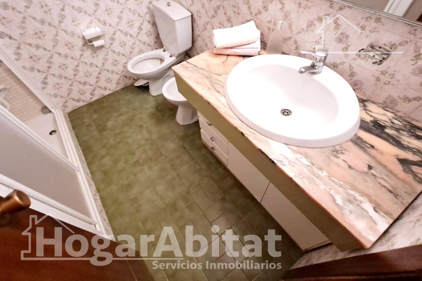 4 bedroom Flat for sale in Castello de la Plana - € 199,500 (Ref: 9431109)