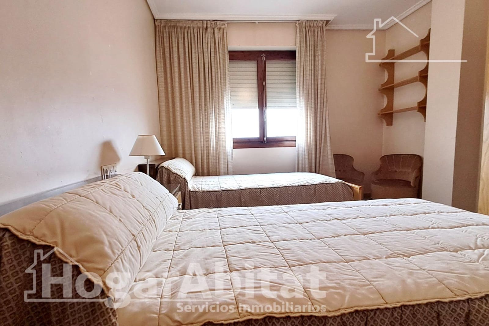 4 bedroom Flat for sale in Castello de la Plana - € 199,500 (Ref: 9431109)