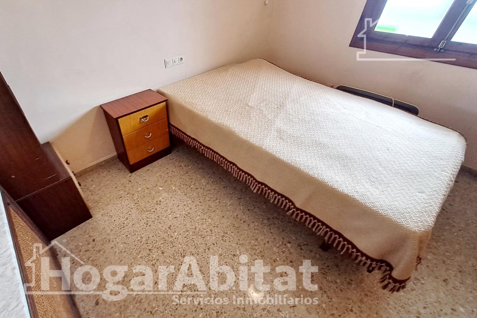 4 bedroom Flat for sale in Castello de la Plana - € 199,500 (Ref: 9431109)