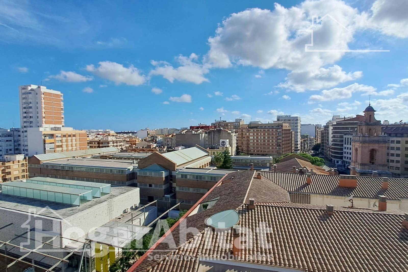 4 bedroom Flat for sale in Castello de la Plana - € 199,500 (Ref: 9431109)