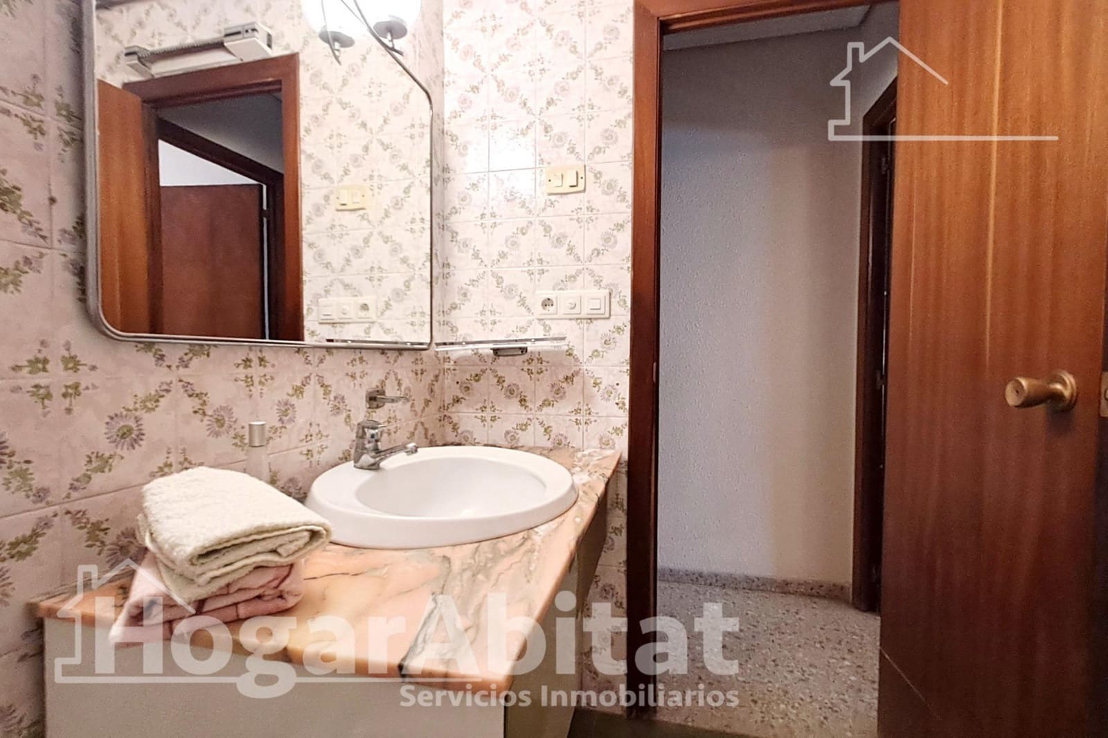 4 bedroom Flat for sale in Castello de la Plana - € 199,500 (Ref: 9431109)