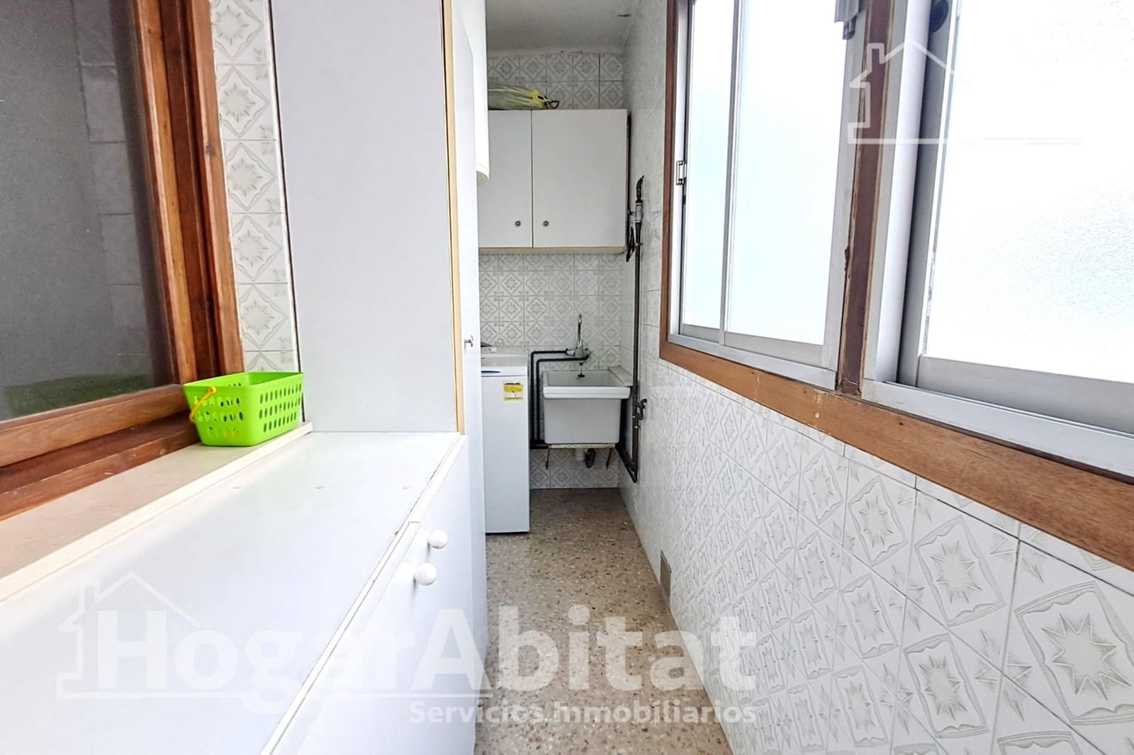 4 bedroom Flat for sale in Castello de la Plana - € 199,500 (Ref: 9431109)