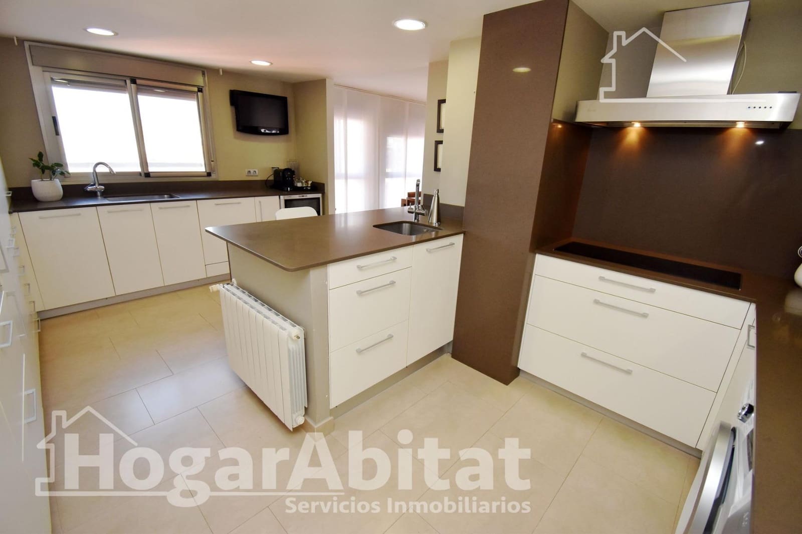 3 bedroom Flat for sale in Burriana / Borriana with garage - € 280,000 (Ref: 9431114)