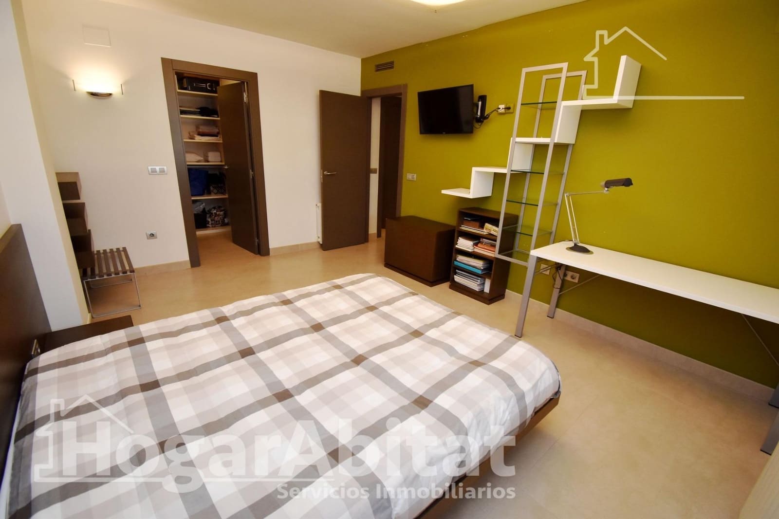 3 bedroom Flat for sale in Burriana / Borriana with garage - € 280,000 (Ref: 9431114)