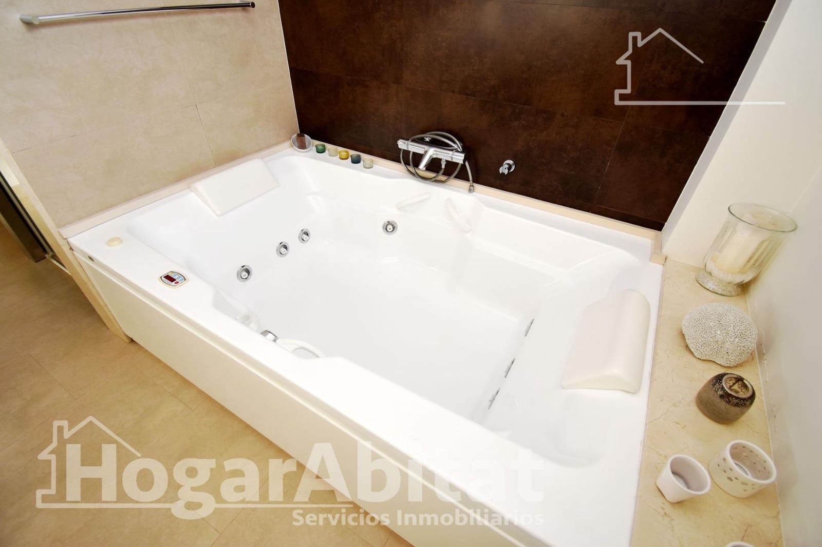 3 bedroom Flat for sale in Burriana / Borriana with garage - € 280,000 (Ref: 9431114)