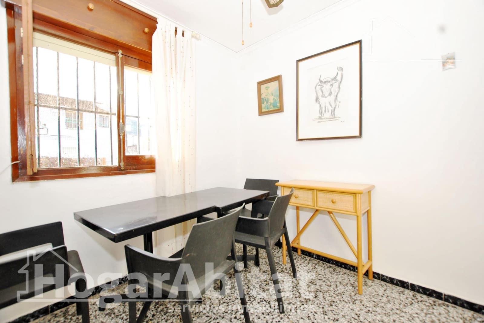 Piso de 3 habitaciones en Dénia en venta - 155.000 € (Ref: 9431115)