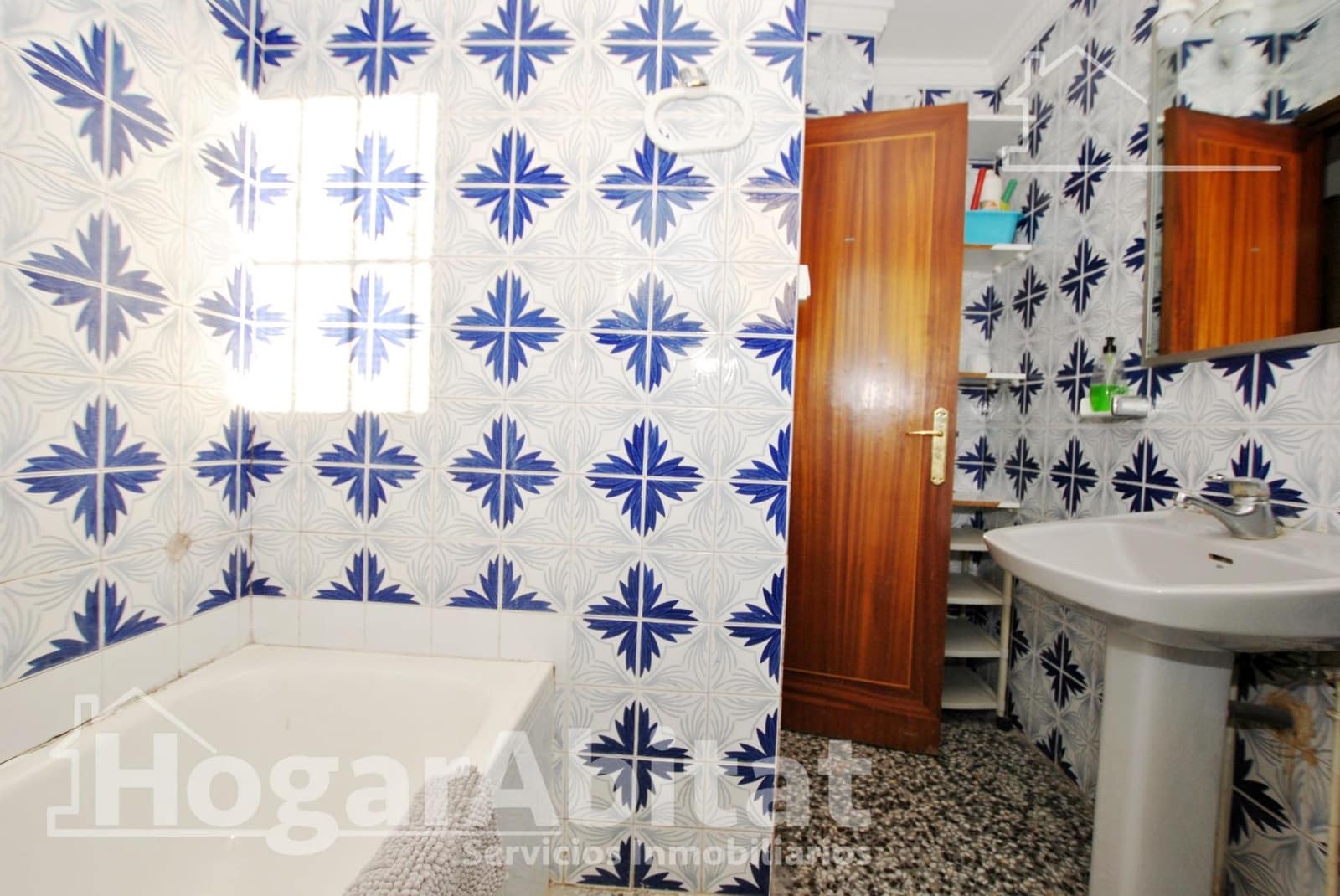 Piso de 3 habitaciones en Dénia en venta - 155.000 € (Ref: 9431115)