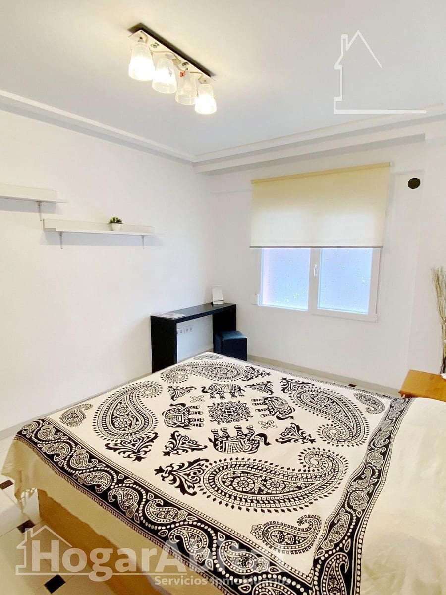 Piso de 3 habitaciones en Dénia en venta - 185.990 € (Ref: 9431116)