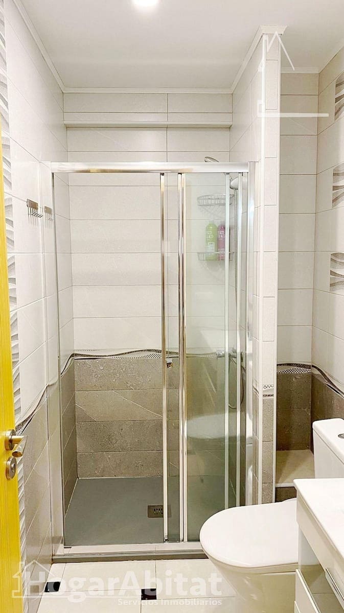 Piso de 3 habitaciones en Dénia en venta - 185.990 € (Ref: 9431116)