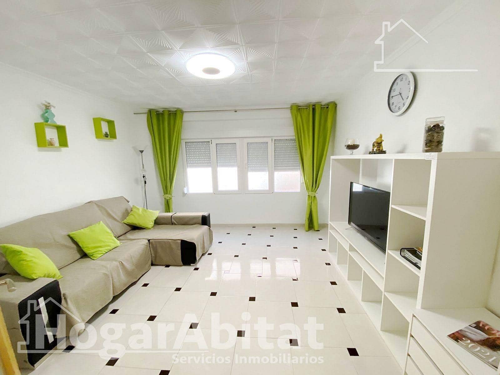 Piso de 3 habitaciones en Dénia en venta - 185.990 € (Ref: 9431116)