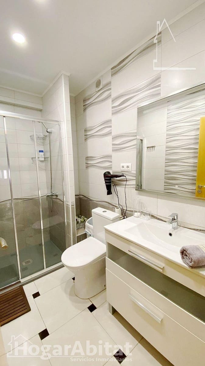 Piso de 3 habitaciones en Dénia en venta - 185.990 € (Ref: 9431116)