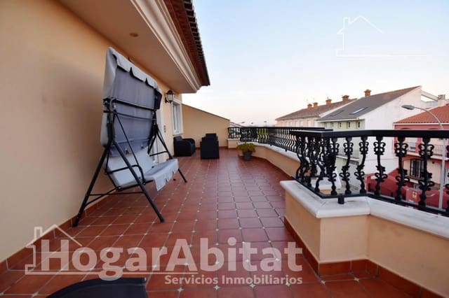 6 bedroom Townhouse for sale in Almoines with garage - € 520,000 (Ref: 9431119)
