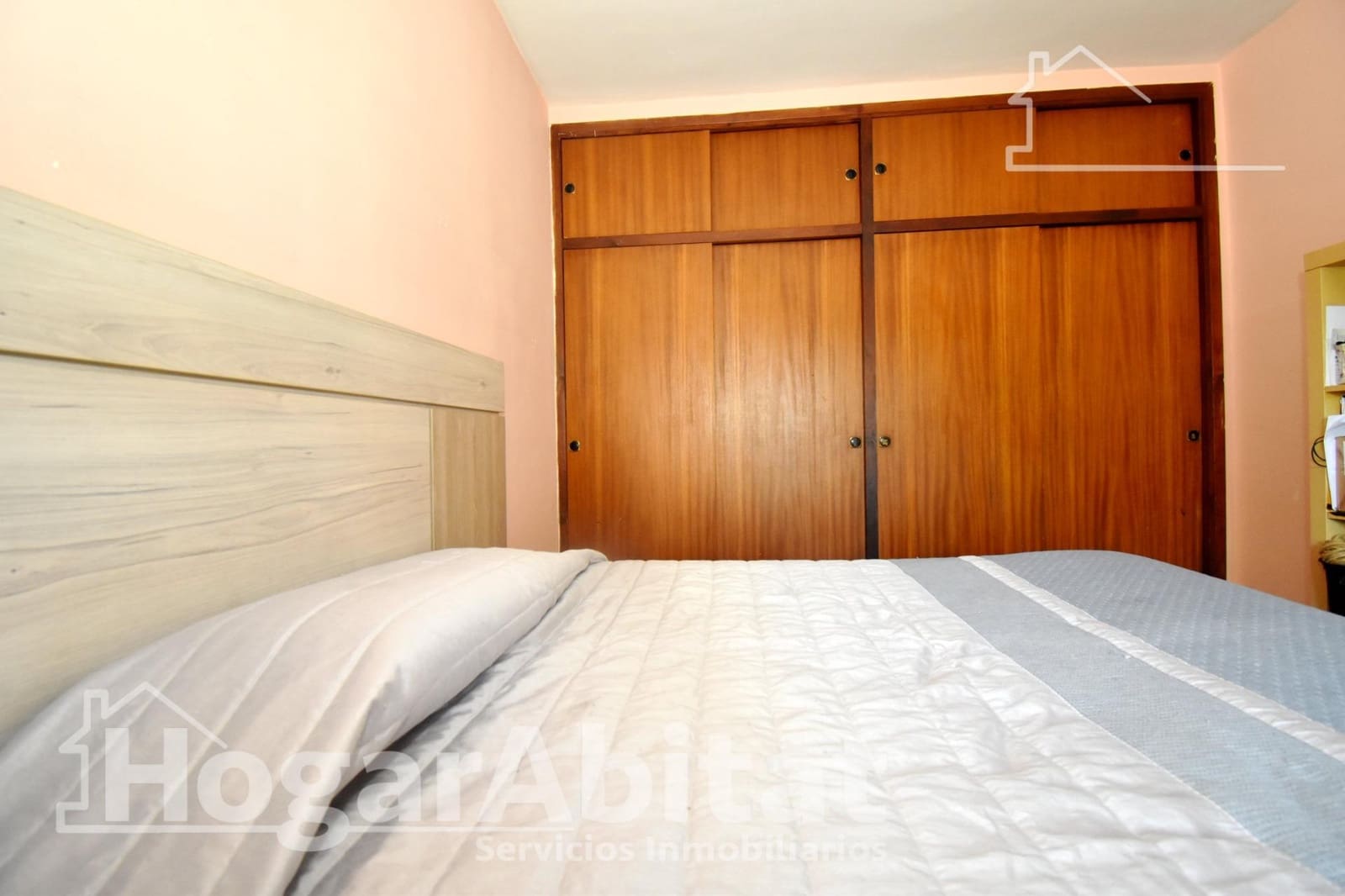 Casa de 7 habitaciones en Oropesa  en venta - 147.500 € (Ref: 9431120)