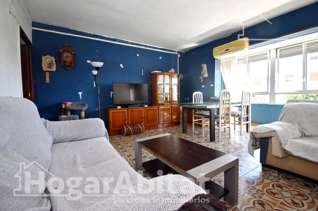Casa de 7 habitaciones en Oropesa  en venta - 147.500 € (Ref: 9431120)