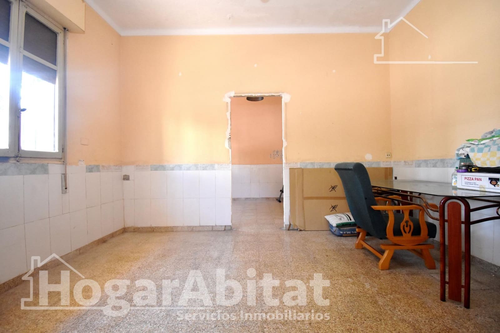 Casa de 7 habitaciones en Oropesa  en venta - 147.500 € (Ref: 9431120)