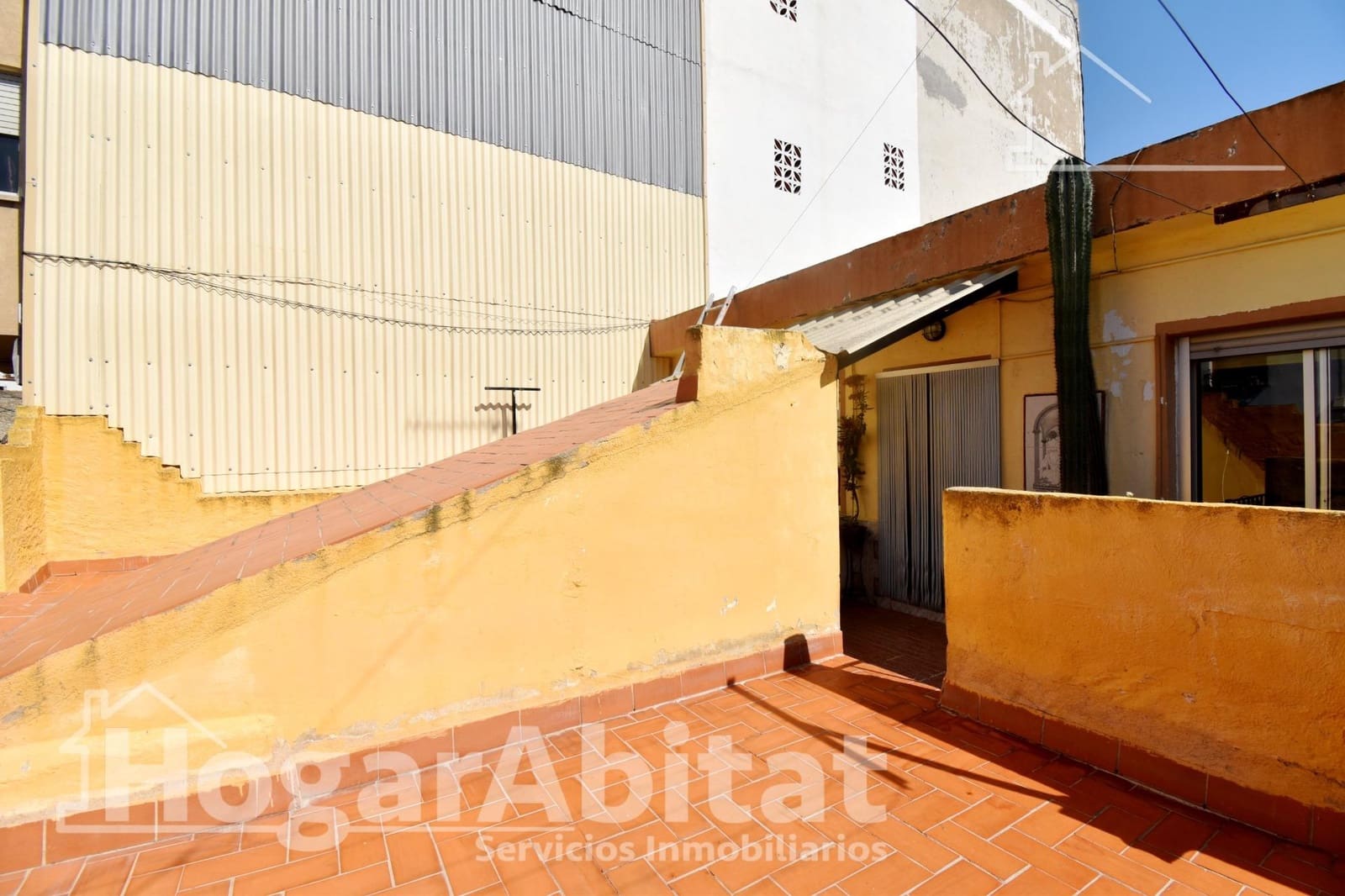 Casa de 7 habitaciones en Oropesa  en venta - 147.500 € (Ref: 9431120)