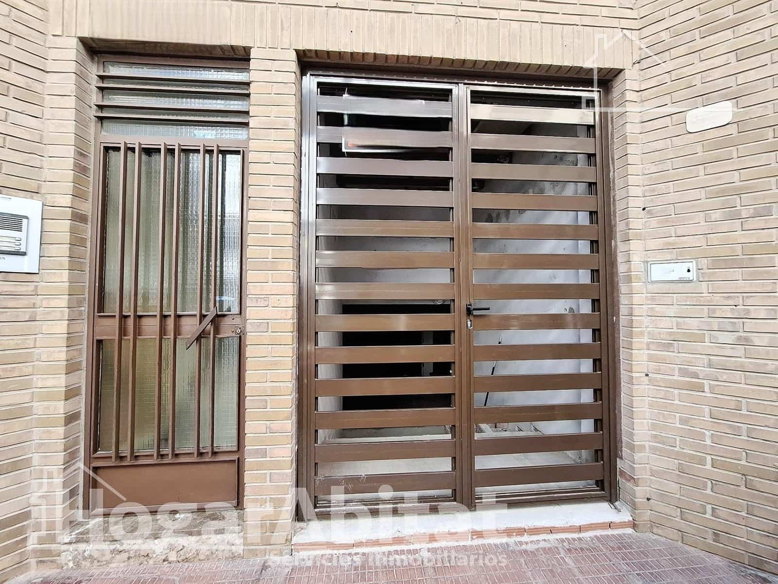 Kommersiell till salu i Alicante stad - 89 000 € (Ref: 9433485)