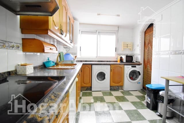 Piso de 3 habitaciones en Gandia en venta - 149.000 € (Ref: 9433490)