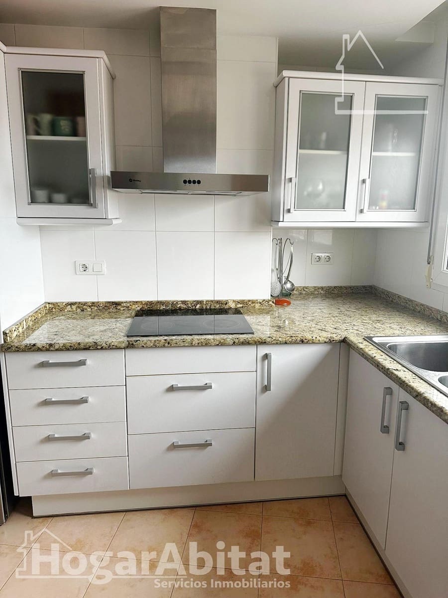 4 bedroom Flat for sale in Vila-real with garage - € 290,000 (Ref: 9433491)