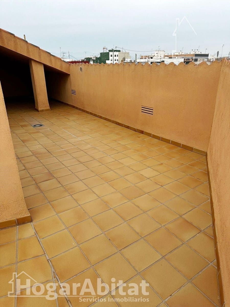 4 bedroom Flat for sale in Vila-real with garage - € 290,000 (Ref: 9433491)