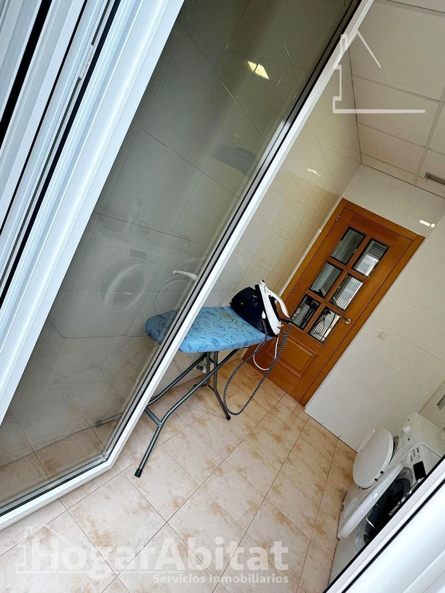 4 bedroom Flat for sale in Vila-real with garage - € 290,000 (Ref: 9433491)