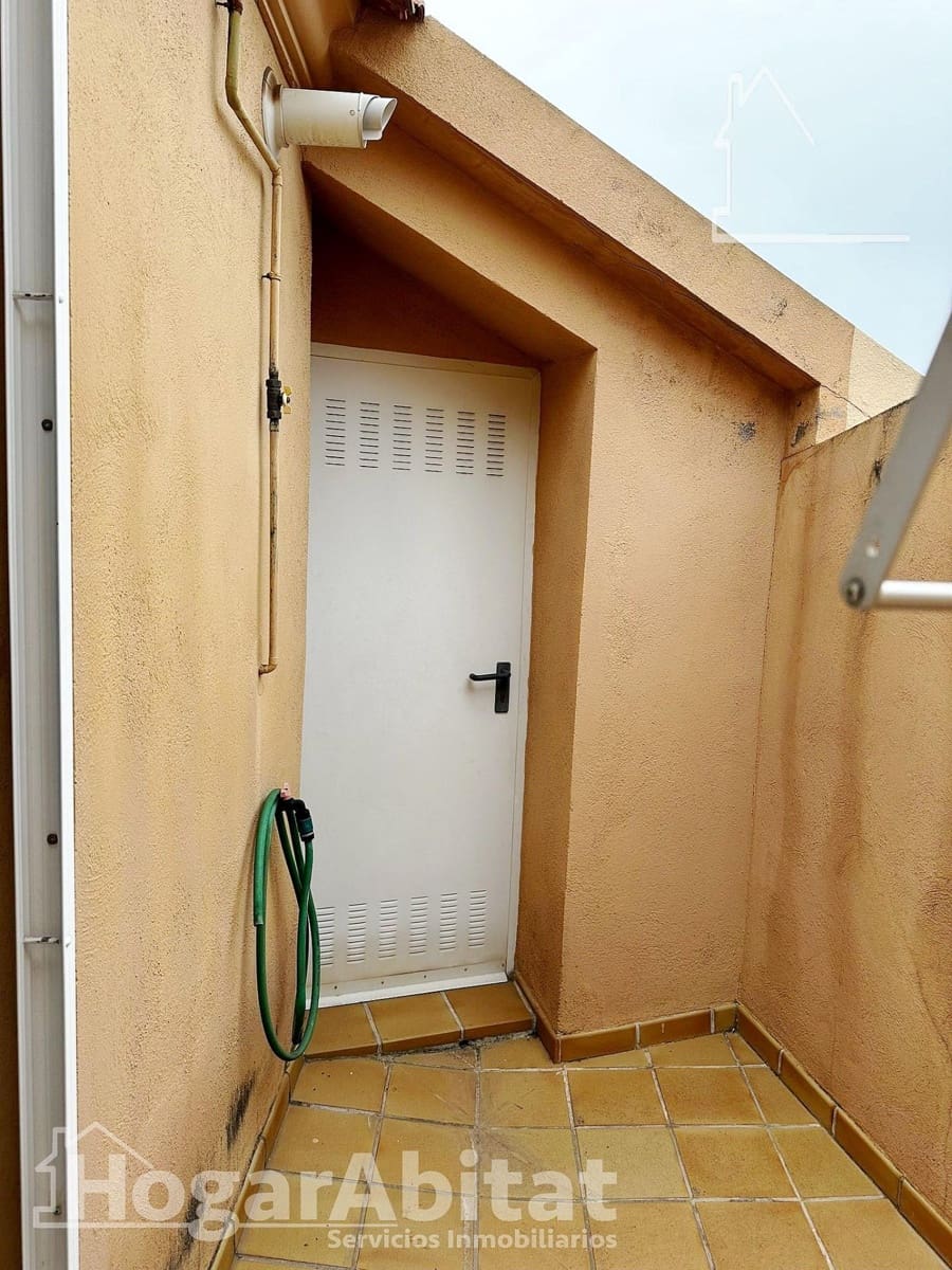 4 bedroom Flat for sale in Vila-real with garage - € 290,000 (Ref: 9433491)