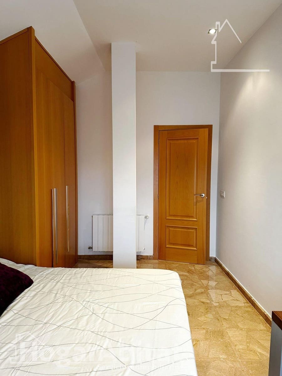 4 bedroom Flat for sale in Vila-real with garage - € 290,000 (Ref: 9433491)