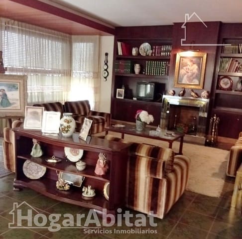 6 soveværelse Lejlighed til salg i Vila-real - € 280.000 (Ref: 9433494)