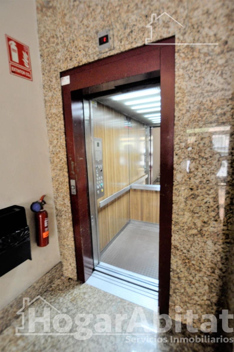 6 bedroom Flat for sale in Vila-real - € 280,000 (Ref: 9433494)