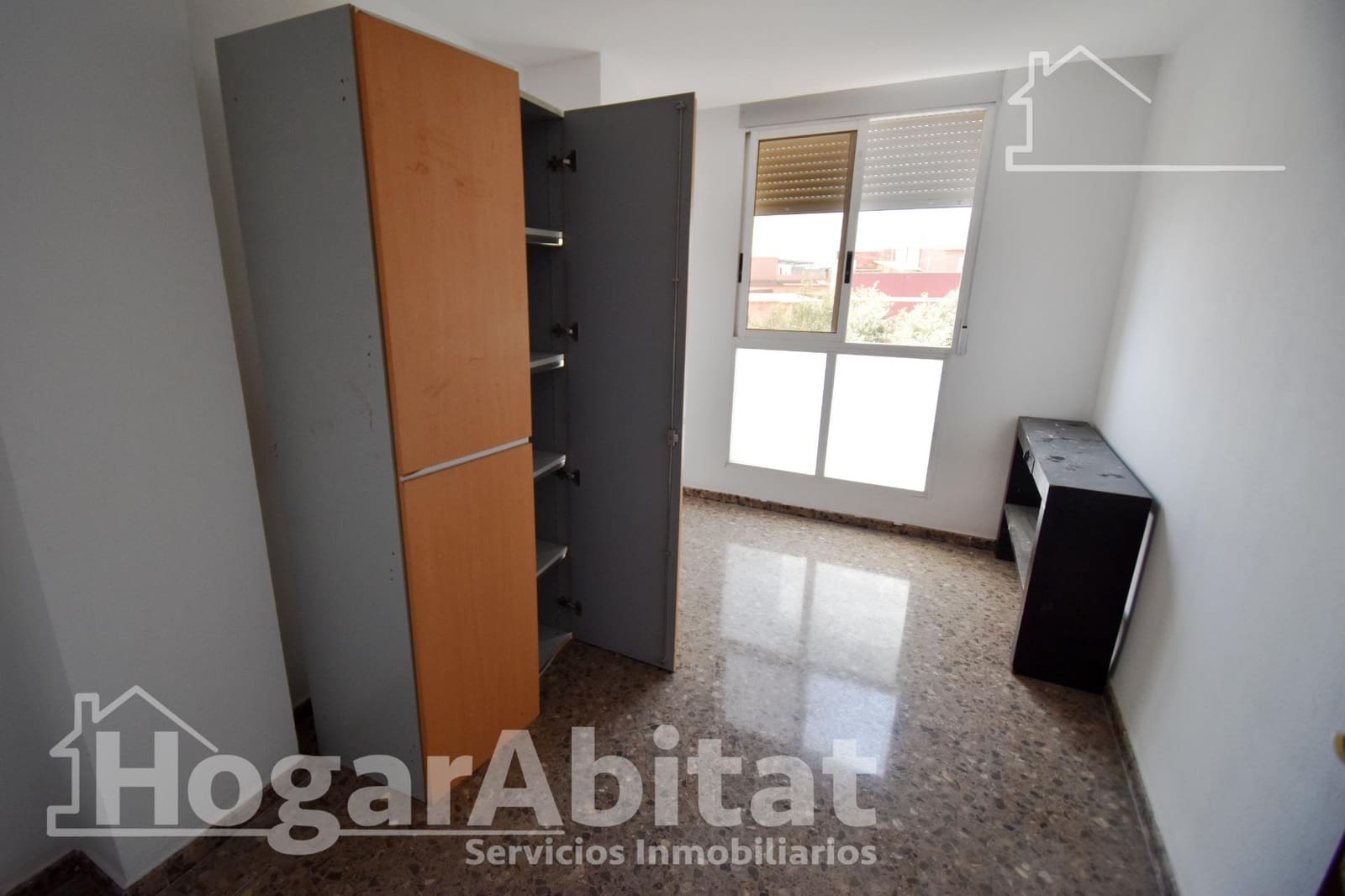 3 bedroom Flat for sale in Vila-real - € 140,000 (Ref: 9433495)