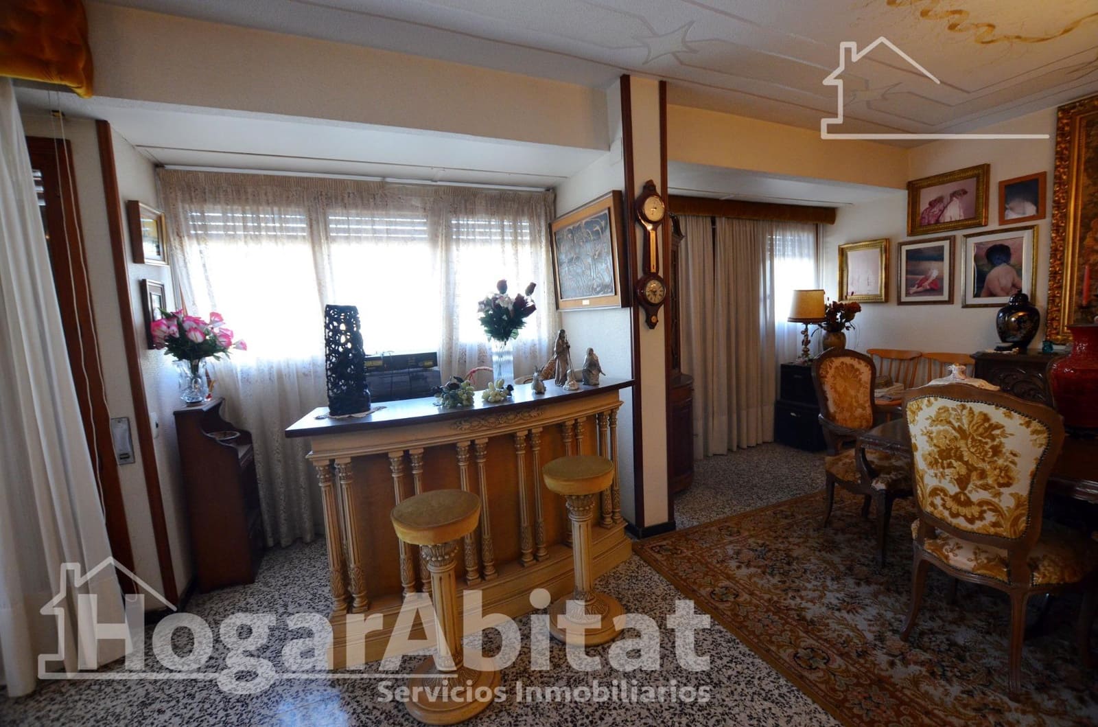 6 bedroom Flat for sale in Alicante / Alacant city - € 572,000 (Ref: 9433497)