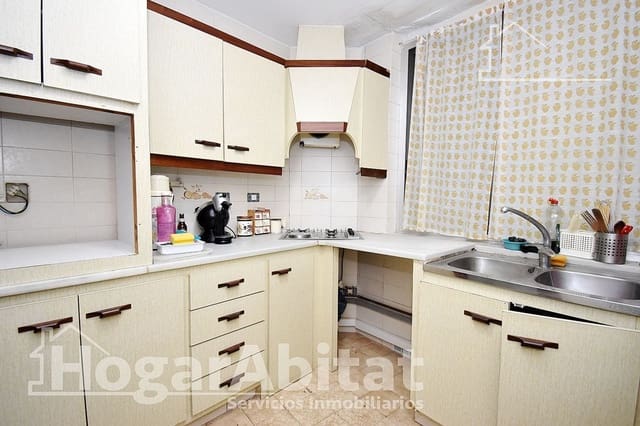 7 soveværelse Byhus til salg i Vila-real - € 150.000 (Ref: 9435013)