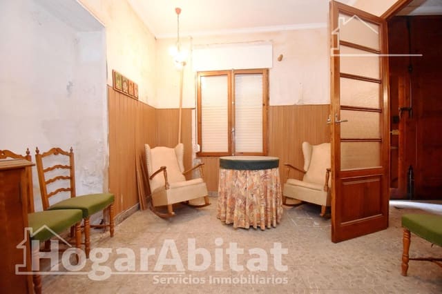 7 bedroom Townhouse for sale in Nules with garage - € 185,000 (Ref: 9435015)