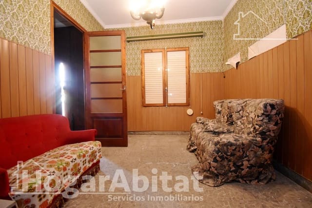 7 bedroom Townhouse for sale in Nules with garage - € 185,000 (Ref: 9435015)