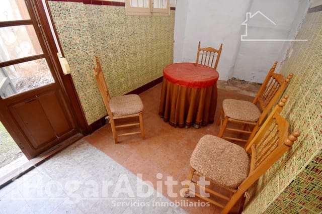 7 bedroom Townhouse for sale in Nules with garage - € 185,000 (Ref: 9435015)