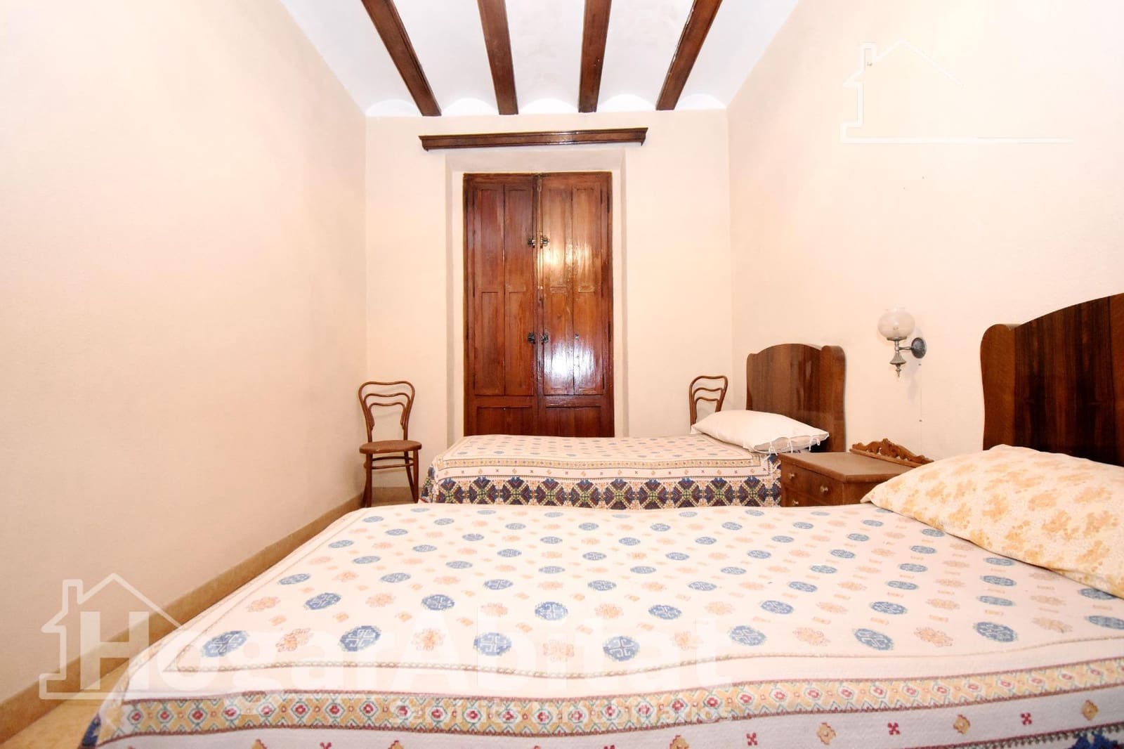 7 bedroom Townhouse for sale in Nules with garage - € 185,000 (Ref: 9435015)